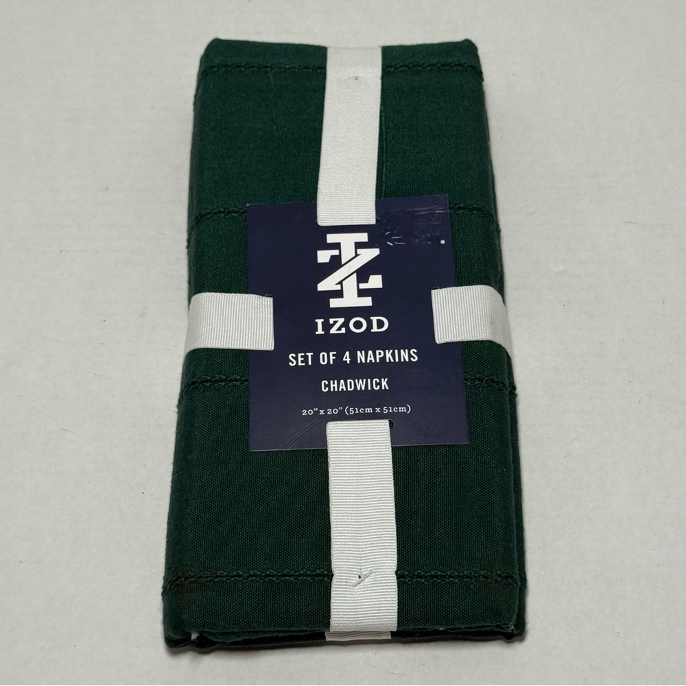 NEW IZOD Napkins